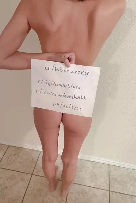 Verified Chinese babe (u/Bbsharony) [via r/ChineseGoneWild] by nakebeni