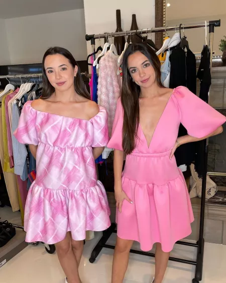 Veronica & Vanessa Merrell by FuzzyDunloppin