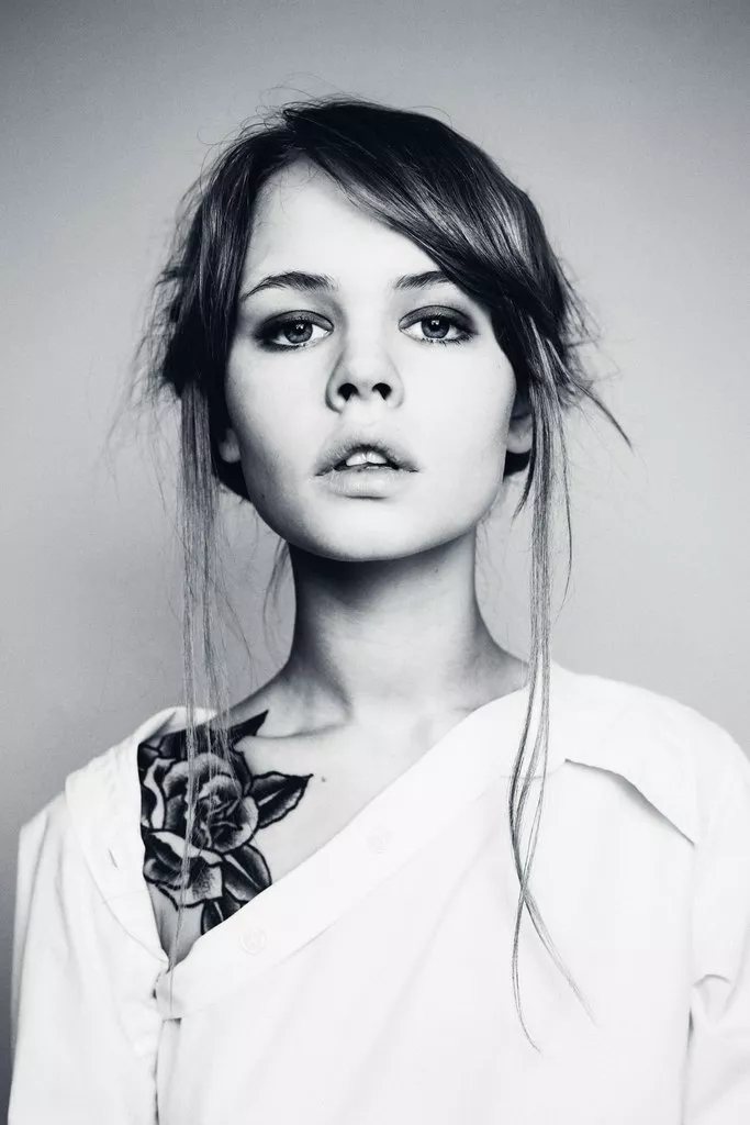 Very 60s looking facial portrait. SFW. posted by [deleted]