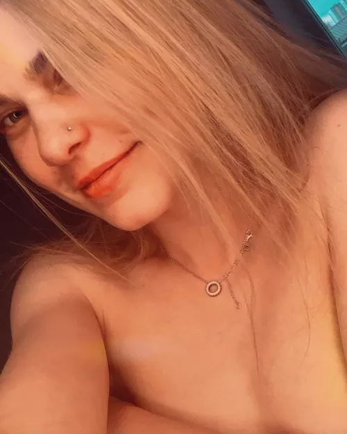 Very beautiful and sexy outfit, I think this color suits me by RenataFOX