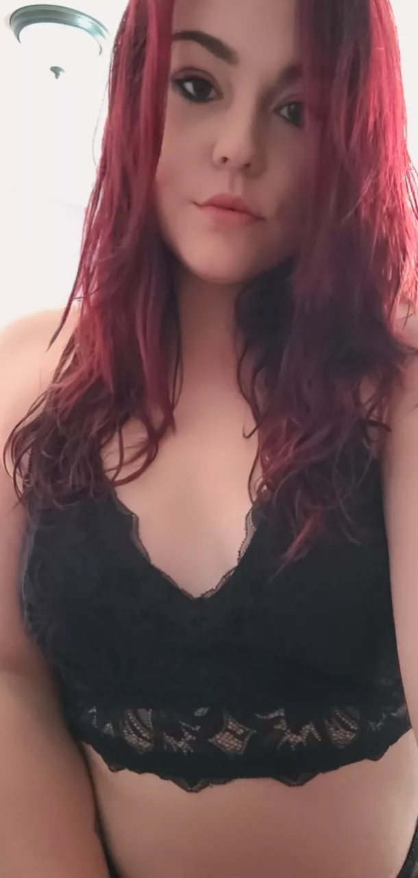 Very bored, very ignored posted by missmissy004