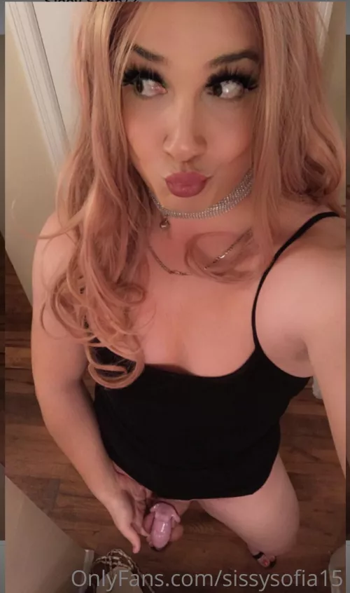 Very important announcement in the watermark 🤫😉👅 by Sissysofia_15