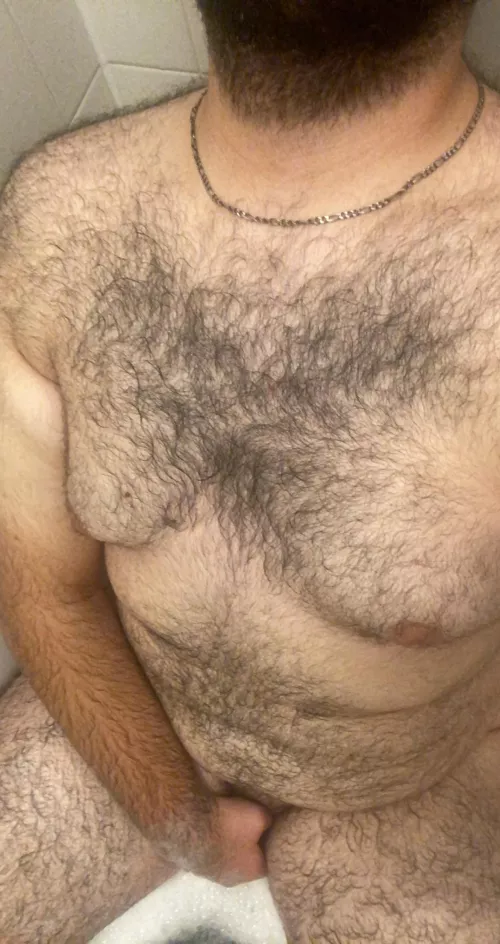 Very new to this :) by dudjfn