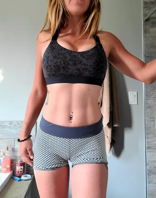 Very short 😏 by body_by_kayla