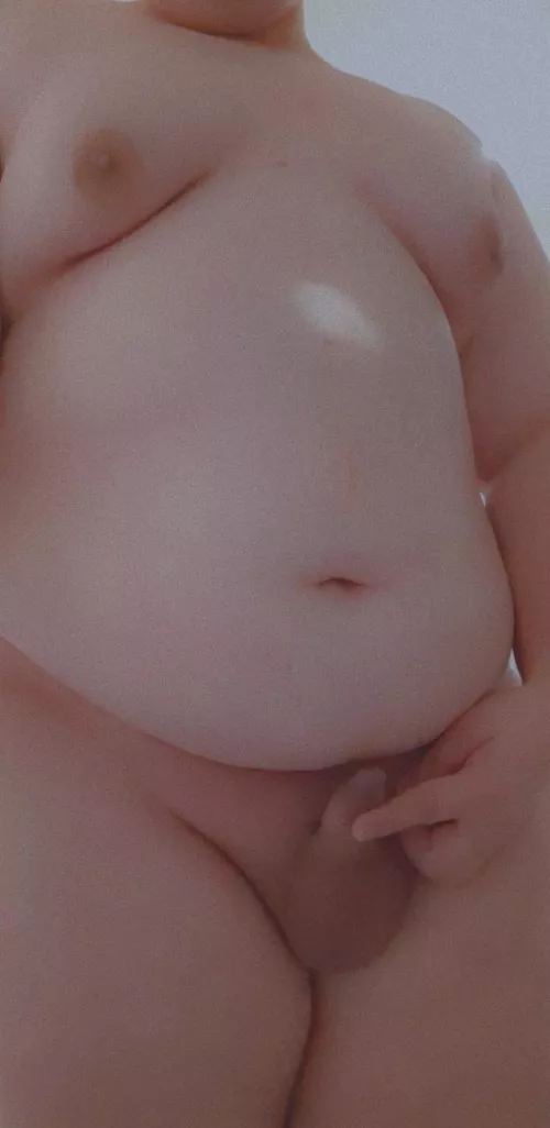 Very smol 🥺 by CutePawss