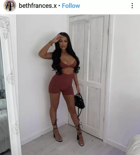 Very tight and tanned up by Englishgenttleman