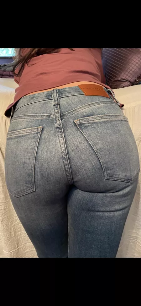 very tight milf ass! by exceptionaltaste777