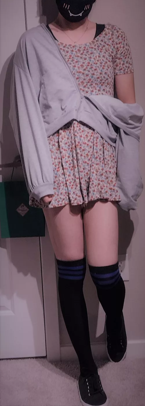 very very nervous posting this pic....if I look ugly plz tell me and I'll delete -repost by femboy_goals