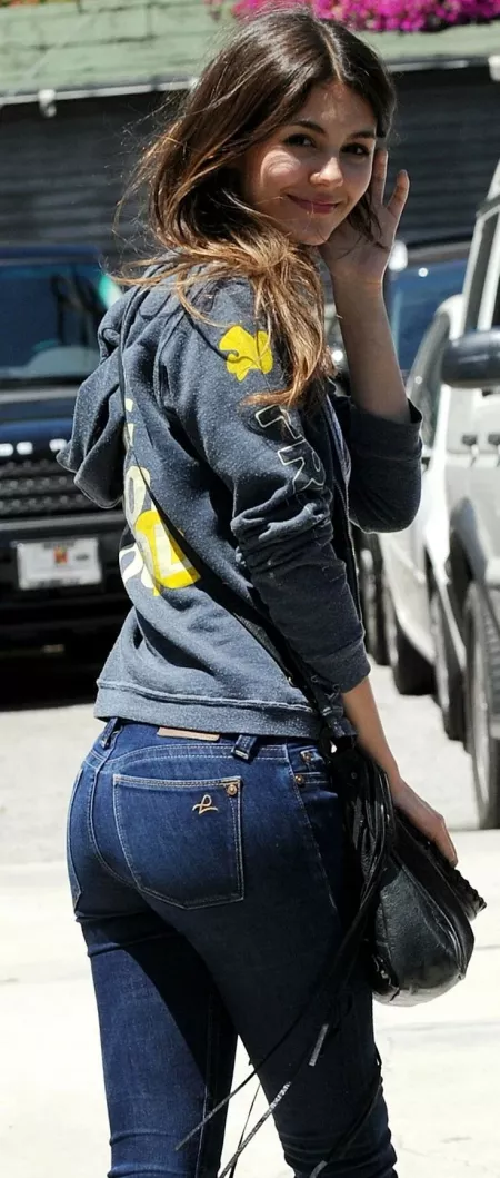 Victoria Justice by NotRealOpinions