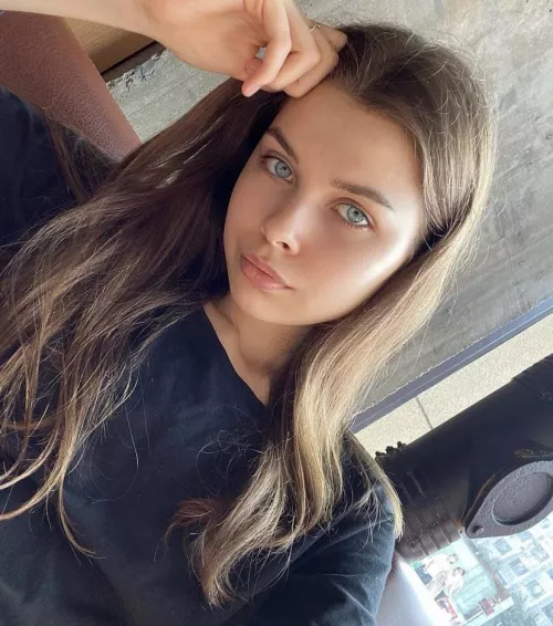 Viktoria Solovey by bobbyUP-MKII