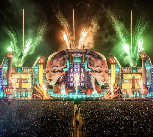 VIRTUAL RAVE! I DJ FOR PEOPLE ON OMEGLE AND PLAY VIRTUAL RAVES! COMMENT OR MESSAGE ME! Still have spots for today and tomorrow available! by PermissionShoddy3301