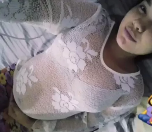 vote if I have a nice belly🤰🏻🥰 by Oriana_06