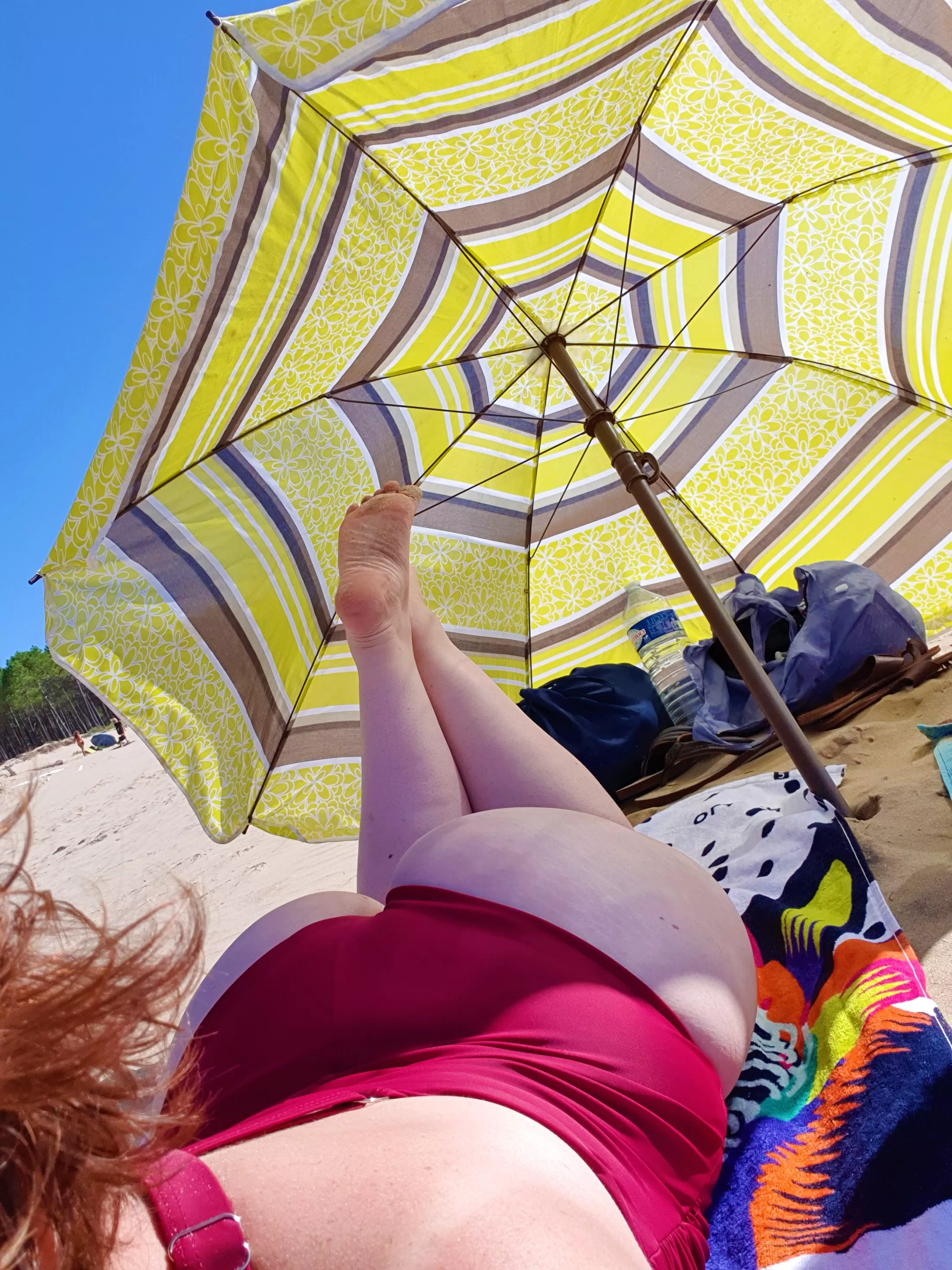 Vous ne trouvez pas que mon parasol est magnifique ?😍 posted by Angie_Dixisart