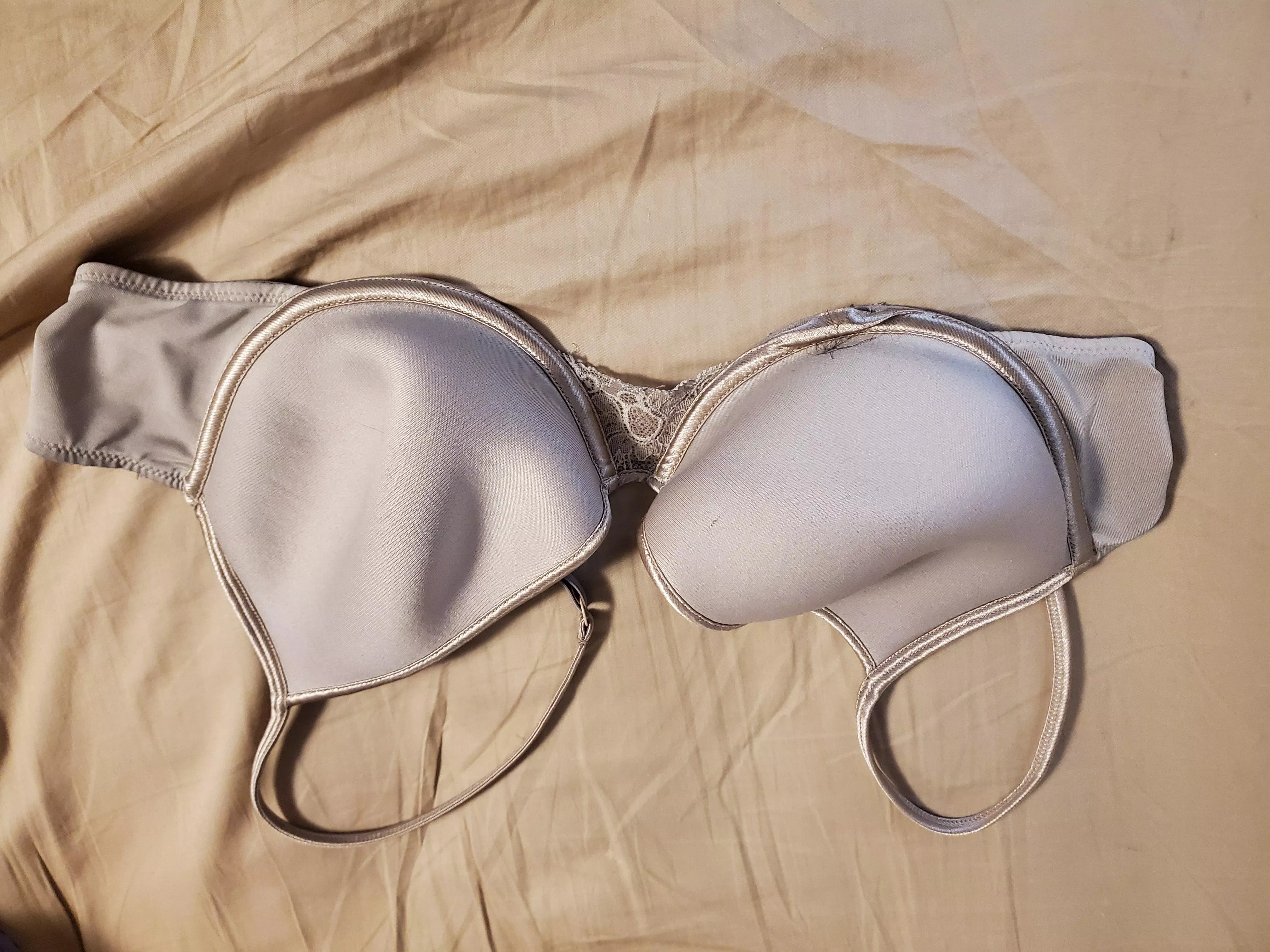 VS bra, looking for help. Can someone tell me what VS brand this baby is?! I need to try to find a new one asap. posted by nic_elis