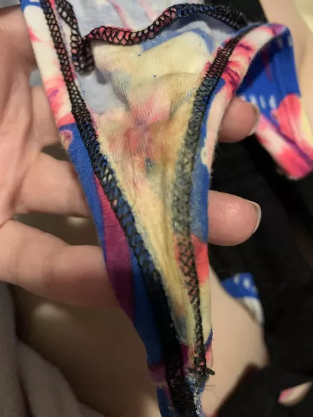 VS thong worn for 3 full days with 100% grool (not pee!) by asianpantygirl