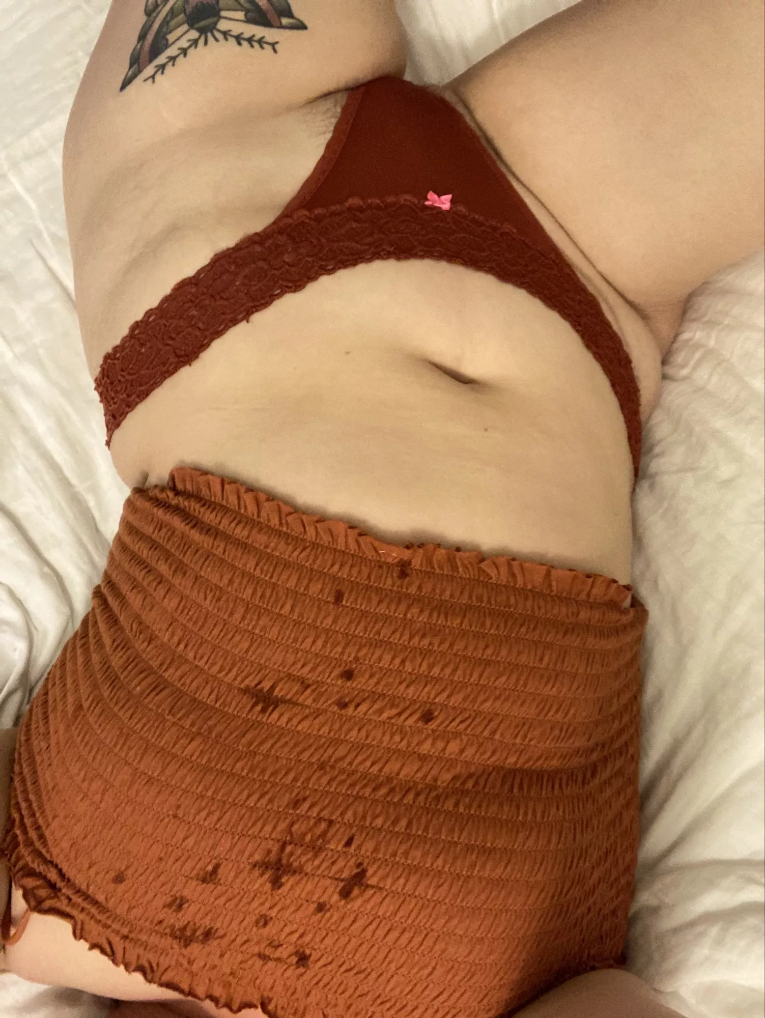 Waiting for another load 💦 posted by hanginonthephone