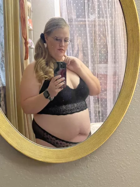 Waiting for Daddy to come home. by TwoLipFest