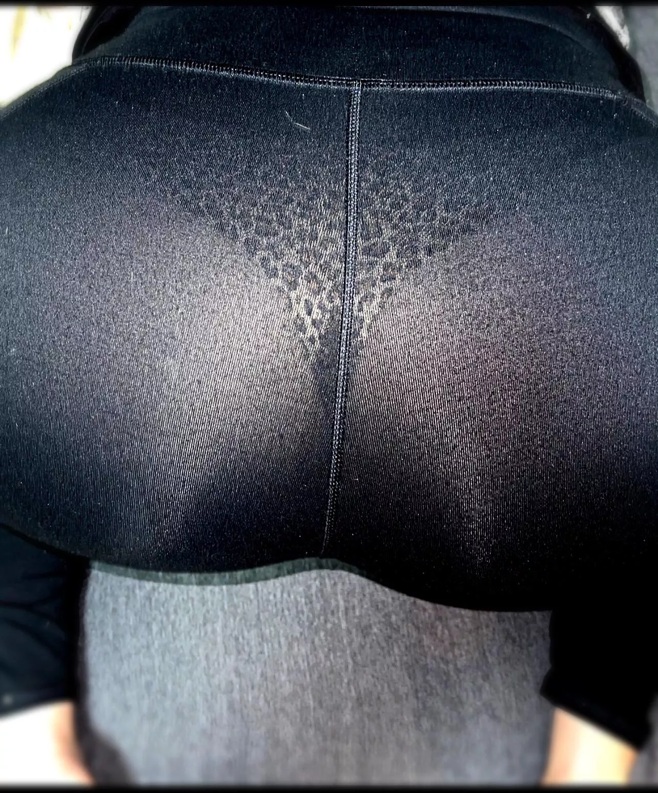 Waiting for daddy to tame his cheetah 🐆 😈 posted by jjaw212