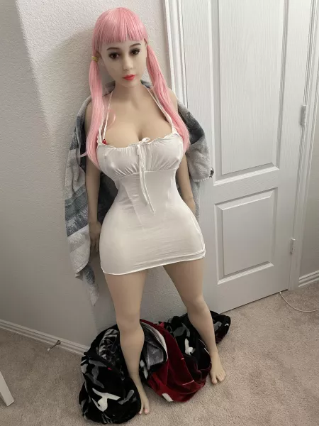 Waiting for me to finish gaming by OWGOONIE