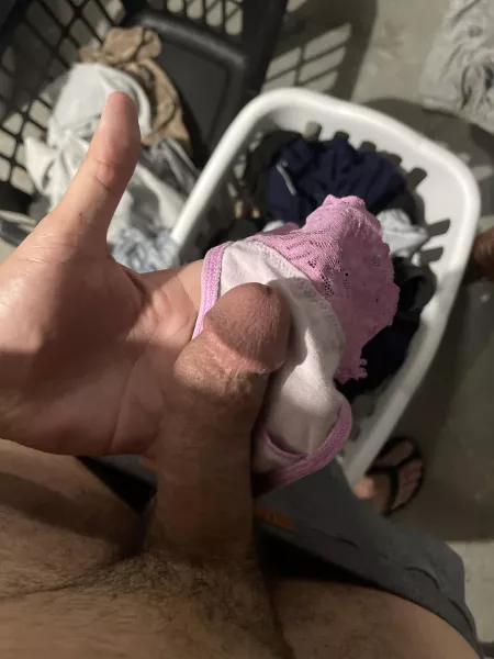 Waiting for my load by Final-Temperature672