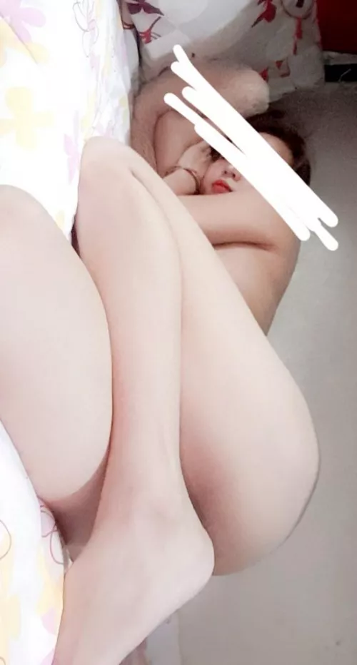 Waiting (f)or you by scarlet1202