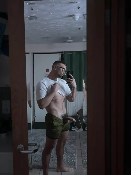 Waiting for you to cum over by Balistik00