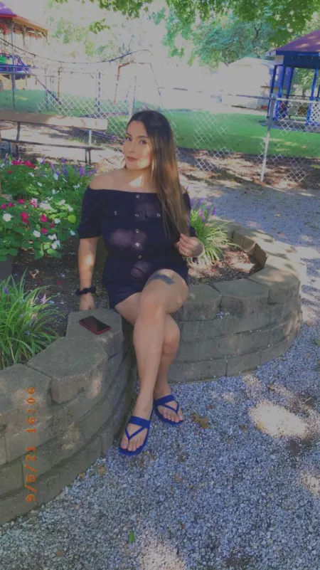 Waiting for you y’all to hmu lol by Doeboiii303