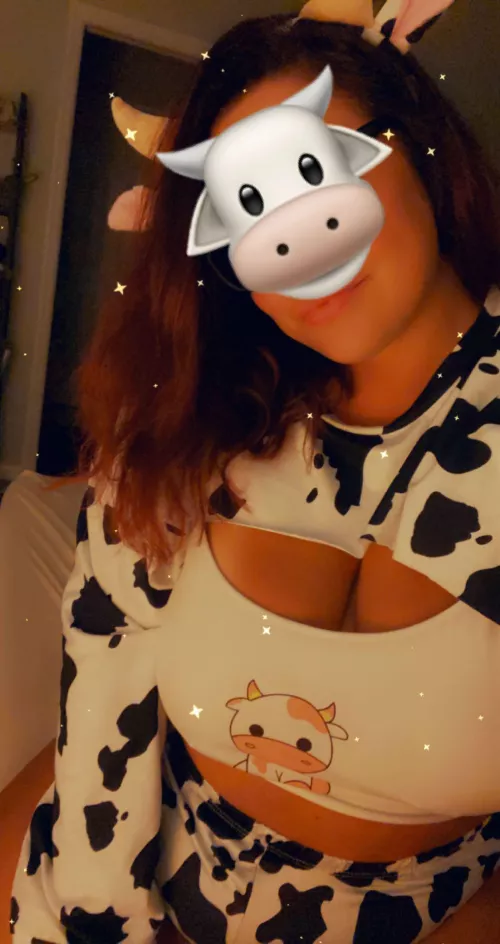 Waiting to be put in a milking stand and used 🐮🤤 by Pleasant-Prize-342