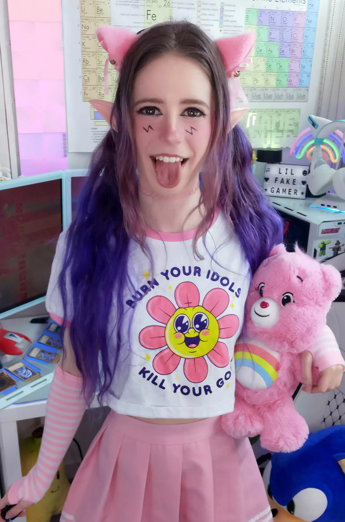 waiting with my tongue out 😛 👅 posted by lilfakegamer