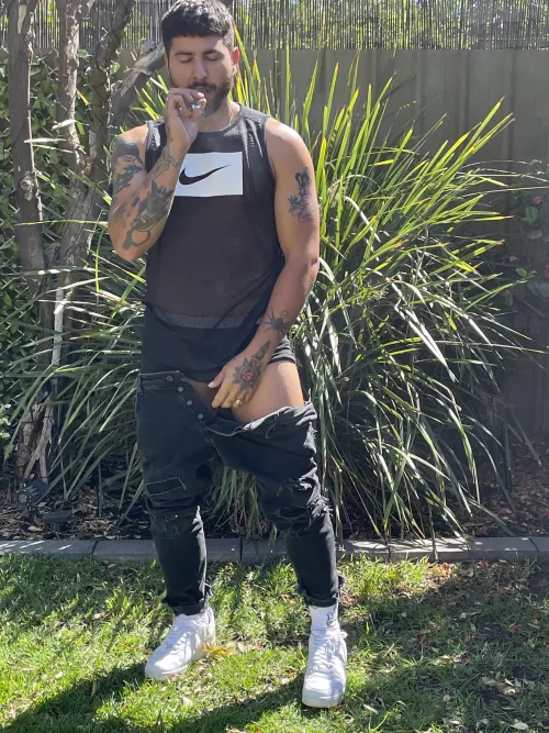 Wake, bake and eat plenty of cake 🍑 by santinomomo