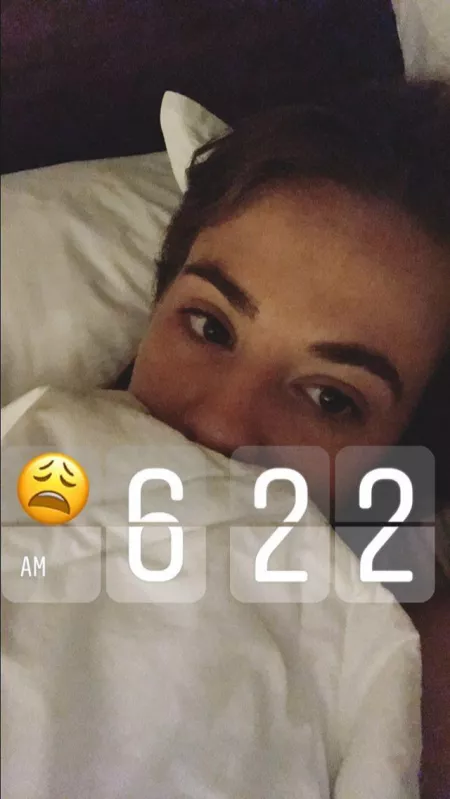 Waking up early by sea5