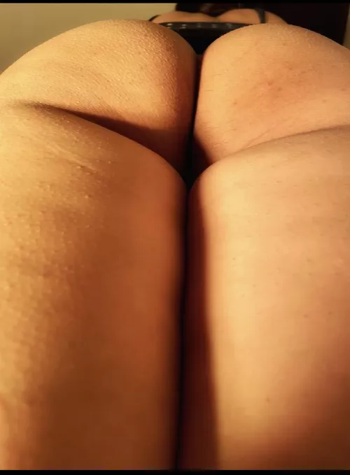 Walk into a room & see this. WWYD? ;) by dereks87