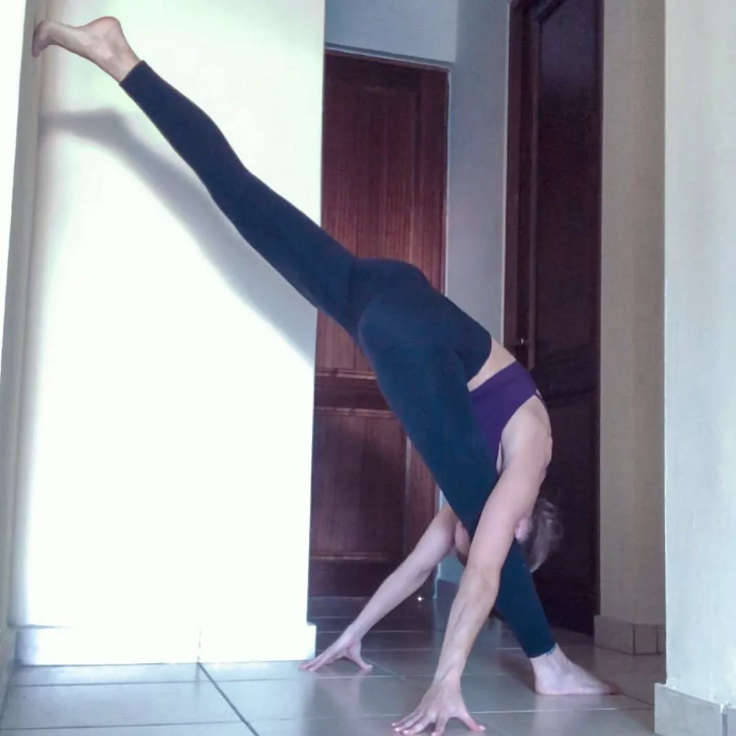 Wall Split posted by LeftMyMouseAtHome