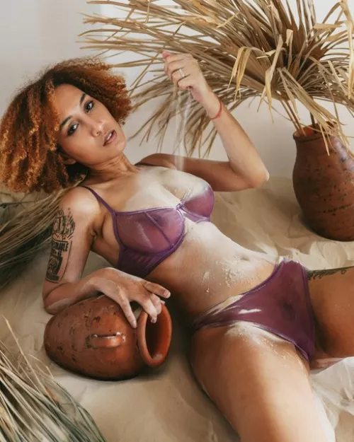 Wanna be my bae? by HeySolange