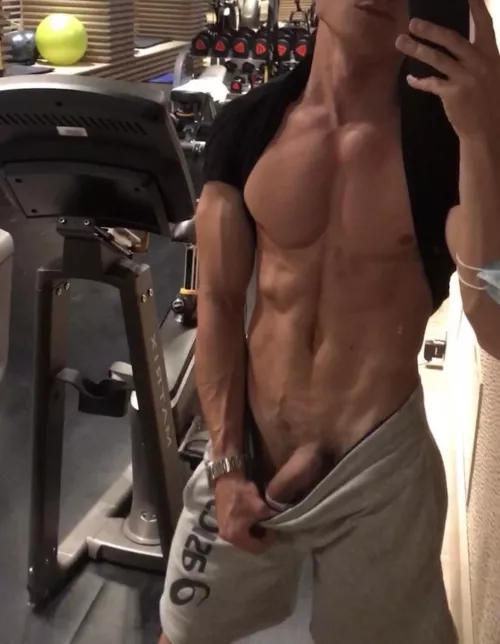 Wanna be my workout buddy? by Twinkslave00