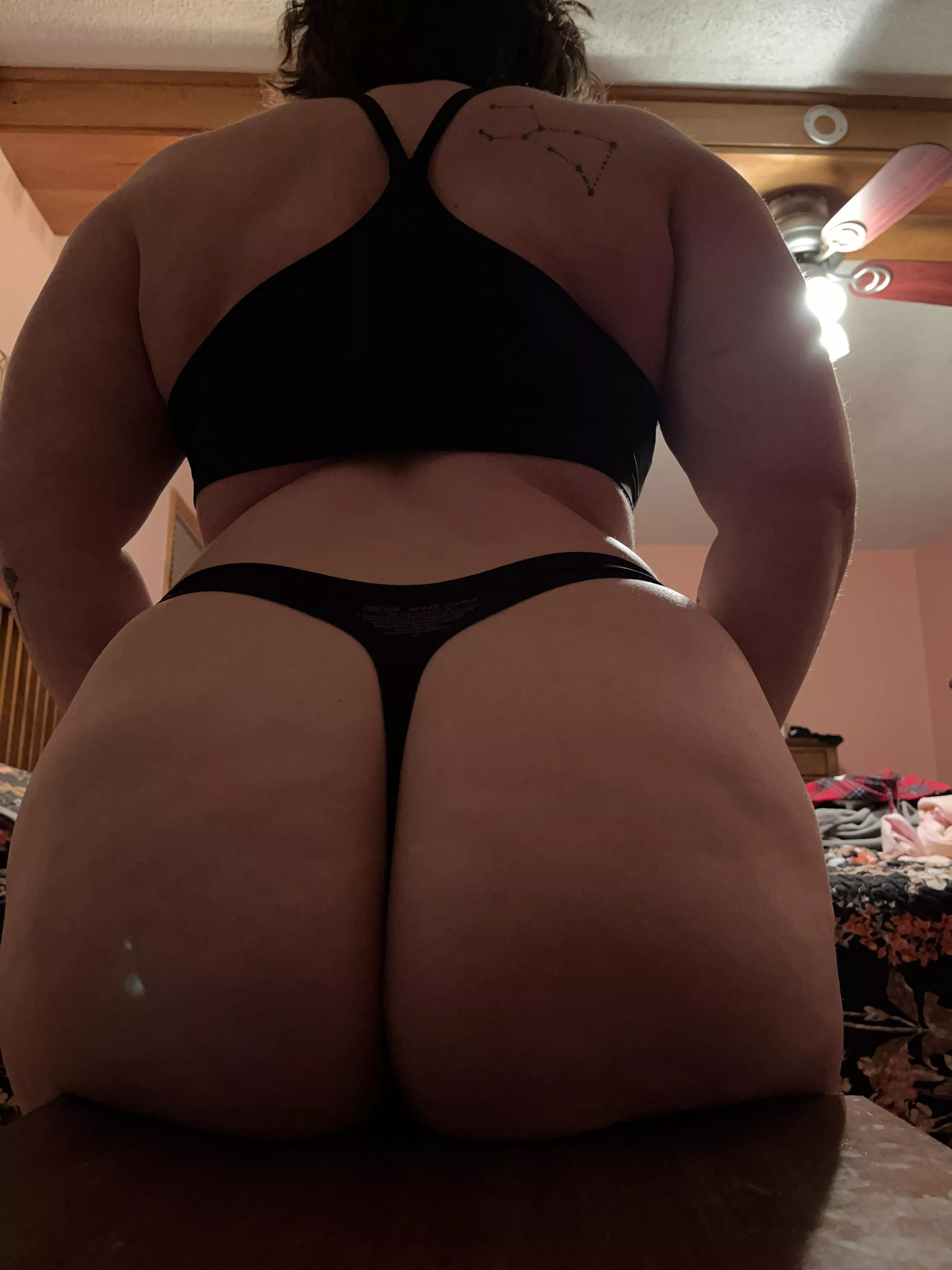 Wanna bite? 😋 posted by baddwolf94