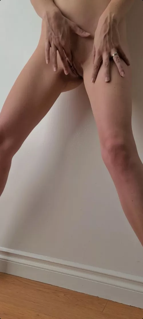 Wanna come over for drinks.. I'll serve you and hubby nude and put on a show ? by HotwifeKatiee