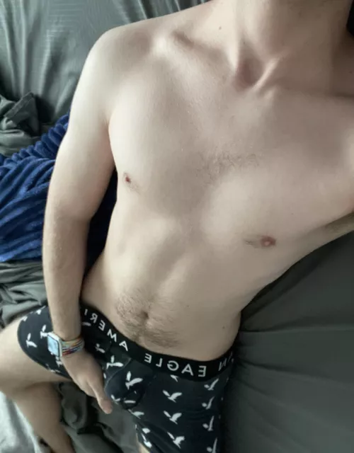 Wanna come to bed? by wafflesandchicken2