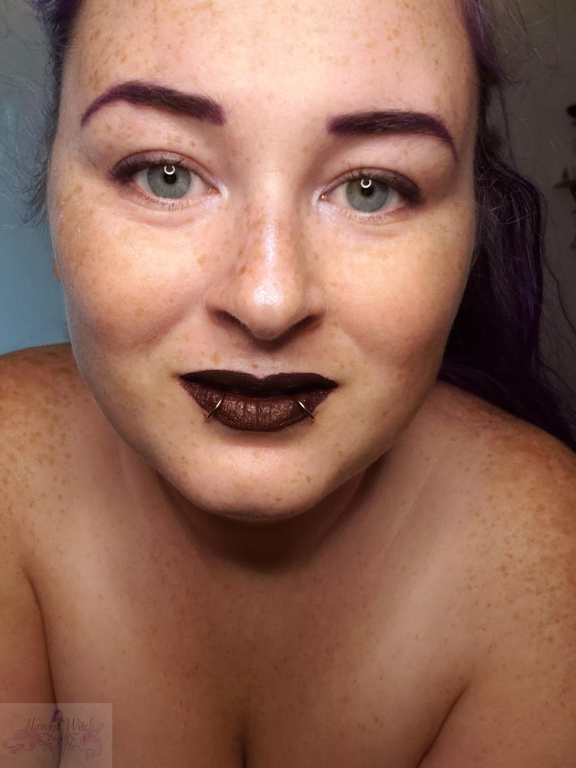 Wanna cover my freckles with your load? posted by HarvestWitch1105