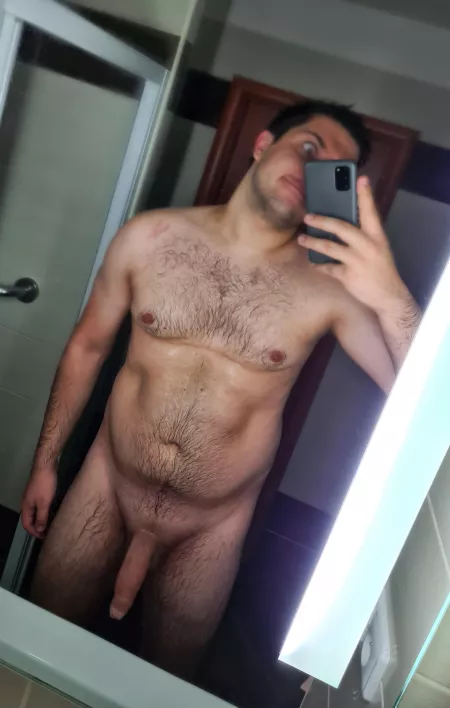 Wanna cuddle with a 6'7 masseuse? [M]23 by Taboopulale