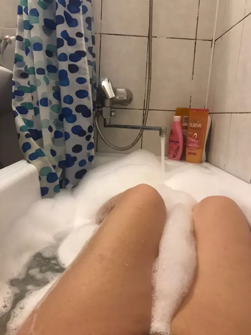 Wanna do some sext? posted by hot_forms