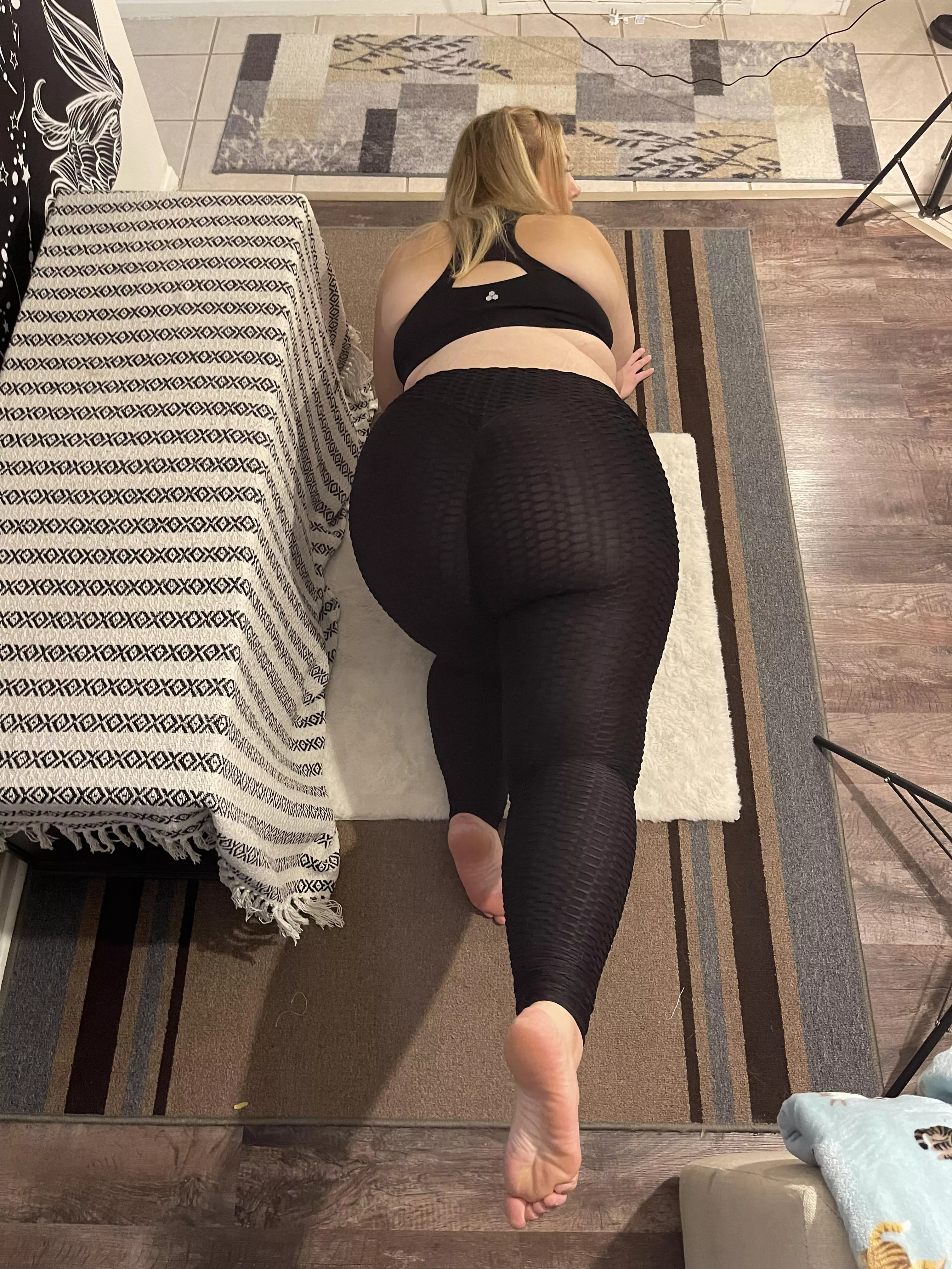 Wanna do some yoga with me? 😈 posted by TheFunkFox