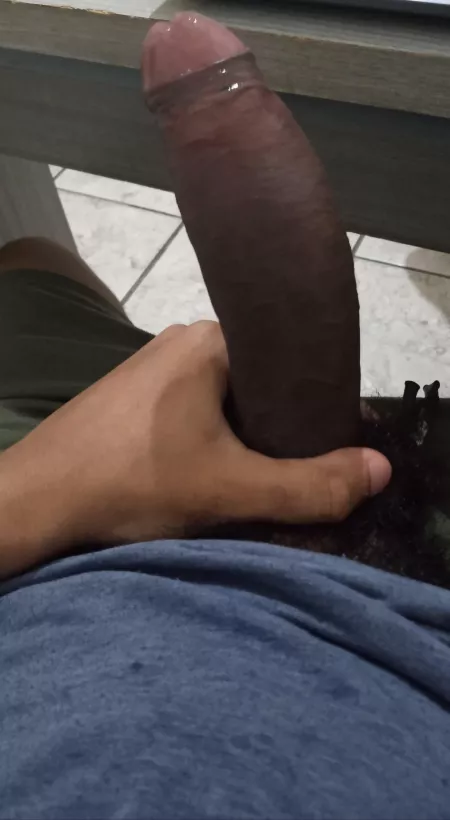 Wanna fuck a white boy (18m) by tully404