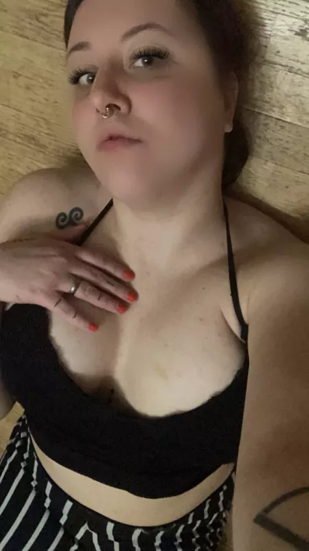 wanna fuck me on the floor?. by exhibit1867