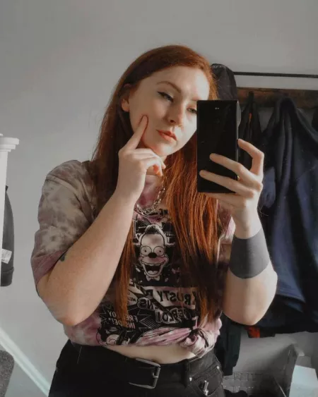 Wanna get Krusty Burgers with me? by aimee_l0uise