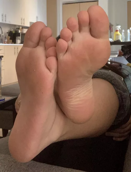 wanna give them a sniff? by missrose32