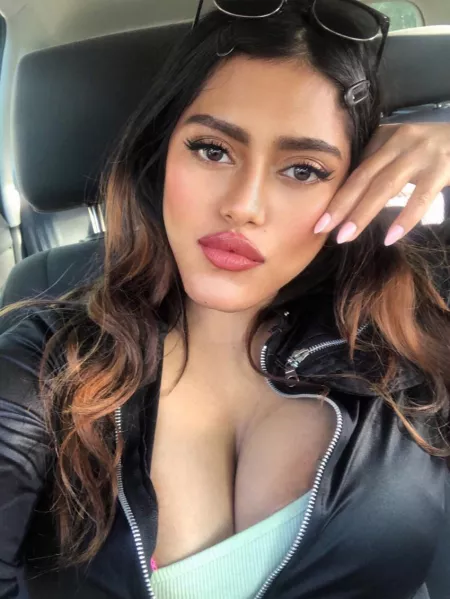 Wanna have brown haired children with me? by dwiirafrayy