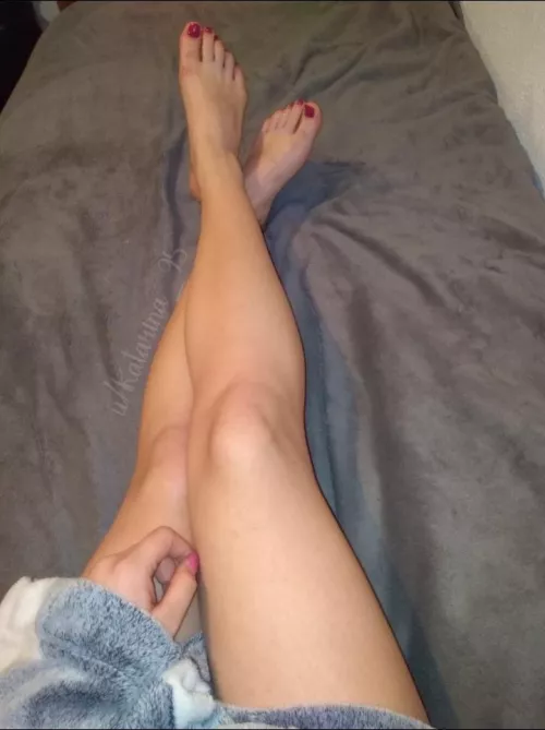 Wanna help me add some lotion to them? by Katarina_95