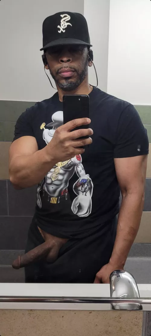 Wanna help me feed it more spinach? by RepresentativeIll862