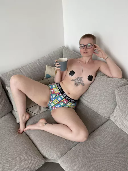 wanna join me for a coffee on the couch? 🔥 by AliceEden_